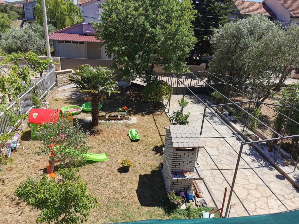 Appartamento Leona Sukošan Esterno foto