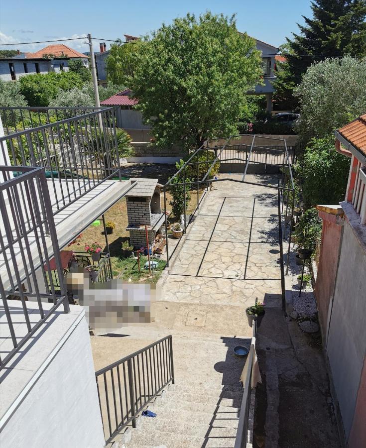 Appartamento Leona Sukošan Esterno foto