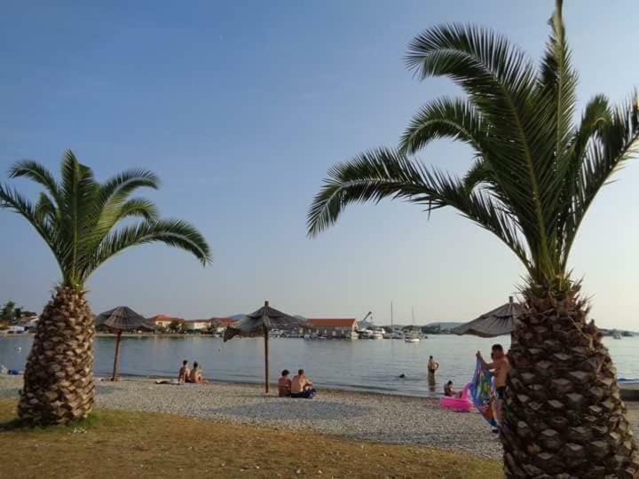 Appartamento Leona Sukošan Esterno foto